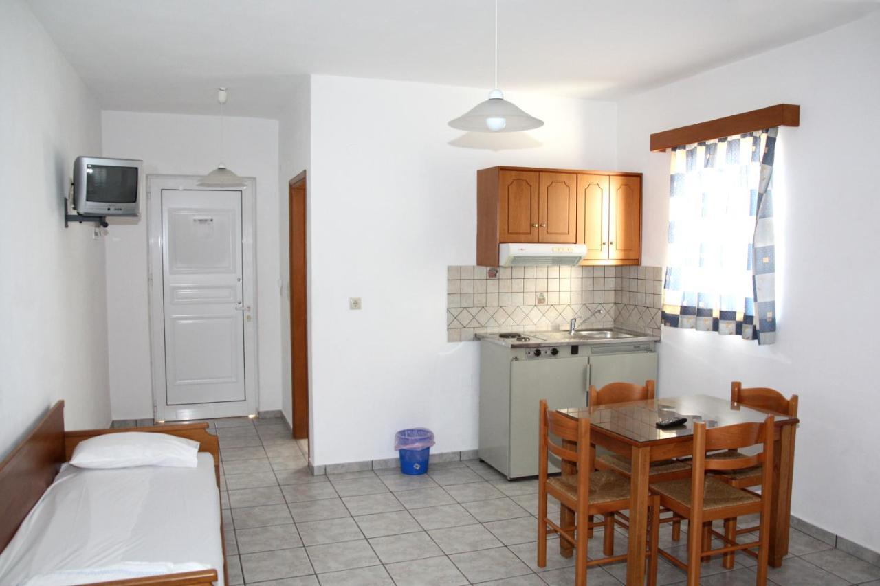 Platanés Dimitris Apartments الغرفة الصورة